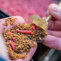 Guru Multi Maggot Feeder