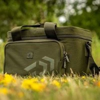 Daiwa Black Widow Large Cool Bait Bag