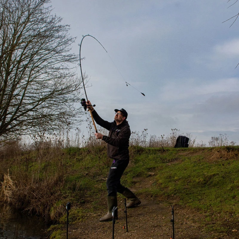 Wychwood Agitator BR-S Long Range Deadbait Rod 12ft 3.75lb