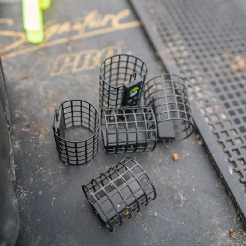 Maver MV-R Cage Feeders