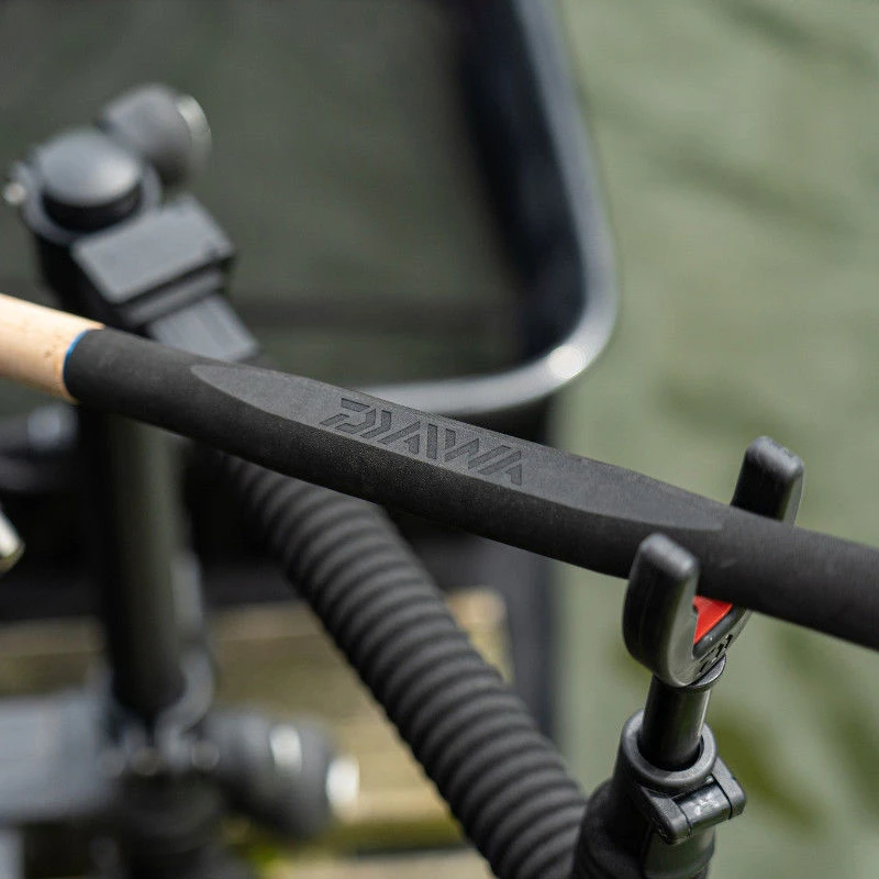 Daiwa N'Zon Duel Rear Rod Rest