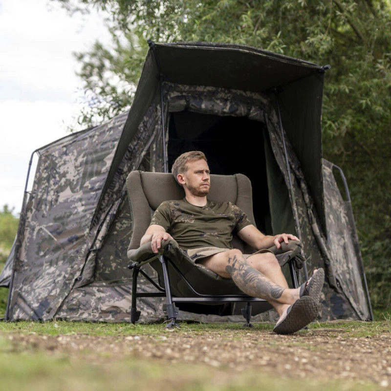 Nash Indulgence Emperor Chair Camo